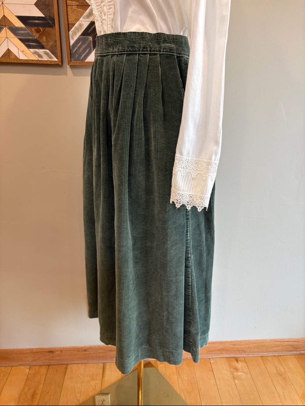 Vintage Ralph Lauren Green Cotton Corduroy Prairie Midi Skirt size 6 - Picture 4 of 12